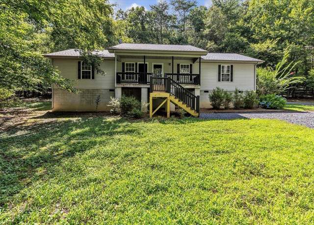 Property at 1469 Hickory Grove Rd, Ringgold, GA 30736, 4 beds, 2 baths