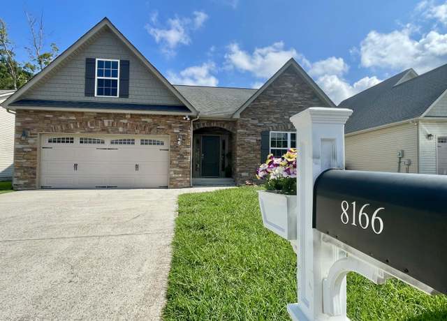 Property at 8166 Bluegill Cir, Ooltewah, TN 37363, 3 beds, 2 baths