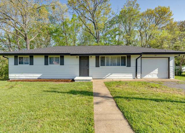 Property at 32 Kent Dr, Rossville, GA 30741, 3 beds, 2 baths