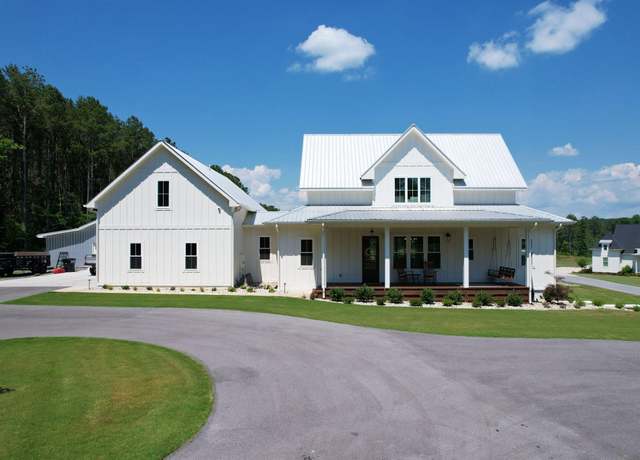 Property at 406 Pine Hill Rd, Mcdonald, TN 37353, 5 beds, 4.5 baths