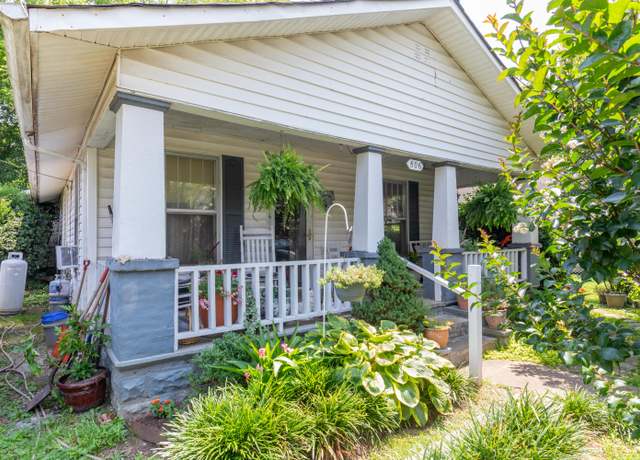 Property at 806 Indian Ave, Rossville, GA 30741, 4 beds, 2 baths