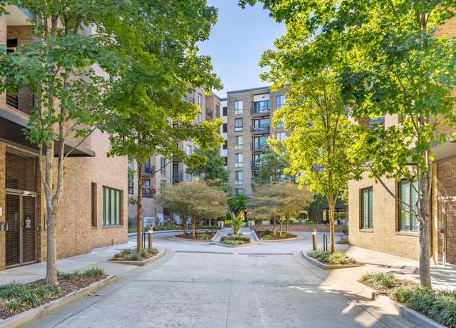 Property at 200 Manufacturers Rd Apt 339, Chattanooga, TN 37405, 2 beds, 2 baths