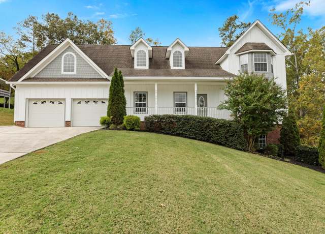 Property at 6920 Wakerobin Dr, Chattanooga, TN 37412, 3 beds, 2.5 baths