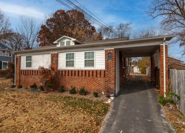 Property at 2705 Woodrow Dr, Knoxville, TN 37918, 4 beds, 2 baths