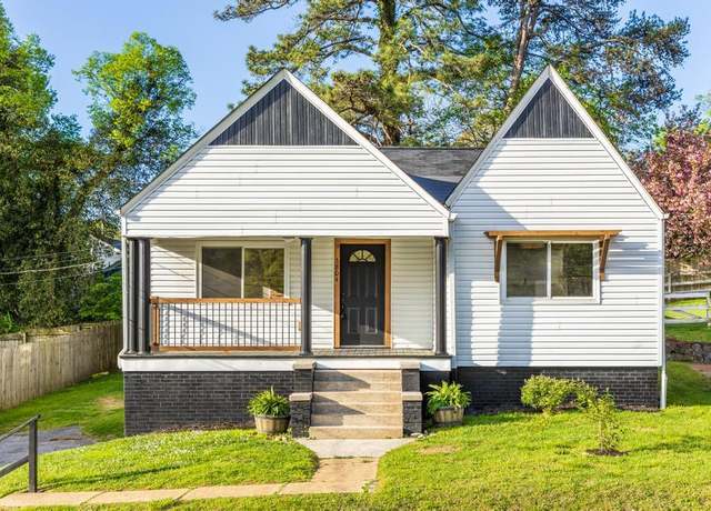 Property at 3804 Northview Ave, Chattanooga, TN 37412, 3 beds, 2 baths