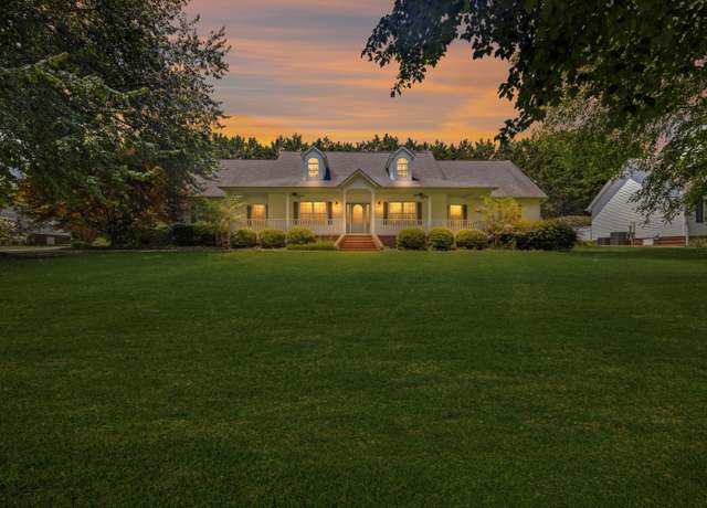 Property at 75 Sequoyah Trl, Ringgold, GA 30736, 5 beds, 3 baths