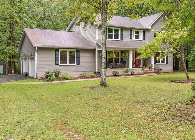 Property at 4705 Creek Point Ln, Signal Mountain, TN 37377, 4 beds, 2.5 baths