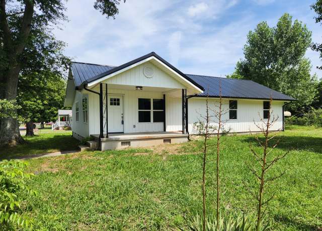 Property at 185 Carolina Ave, Delano, TN 37325, 3 beds, 2 baths