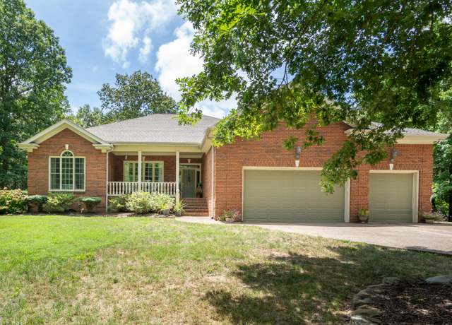 Property at 8712 Brow Lake Rd, Soddy Daisy, TN 37379, 3 beds, 2.5 baths