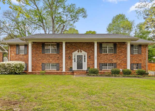 Property at 1905 Bella Vista Dr, Chattanooga, TN 37421, 5 beds, 3 baths