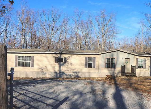 Property at 218 Black Mountain Rd W, Dunlap, TN 37327, 4 beds, 2 baths