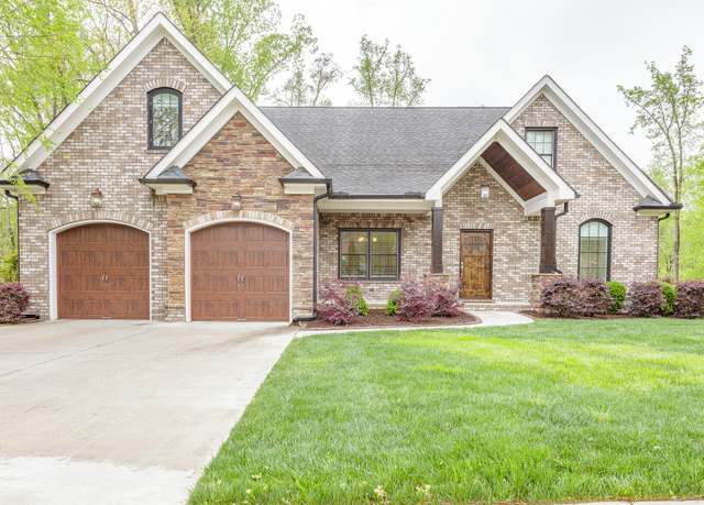 Property at 6379 Deep Canyon Rd, Hixson, TN 37343, 4 beds, 4 baths