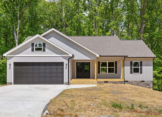 Property at 28 Westbrook Dr, Chatsworth, GA 30705, 3 beds, 2 baths