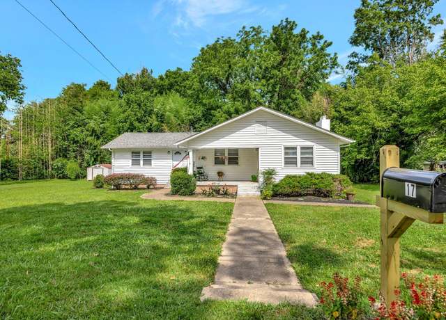 Property at 176 Depot St, Soddy Daisy, TN 37379, 3 beds, 1 bath