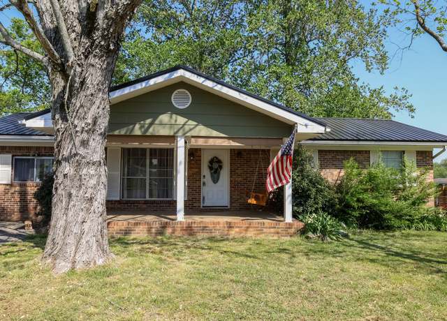 Property at 549 Pinewood Cir, Fort Oglethorpe, GA 30742, 3 beds, 1.5 baths