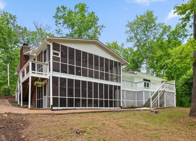 Property at 5920 Dogwood Dr, Harrison, TN 37341, 4 beds, 3 baths