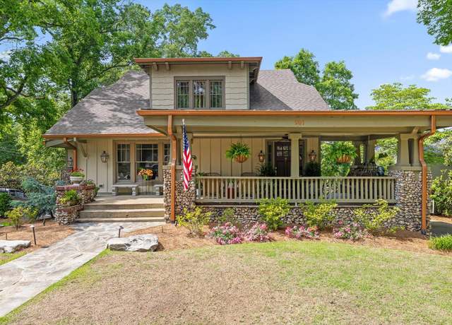 Property at 901 Sterling Ave, Chattanooga, TN 37405, 6 beds, 4.5 baths