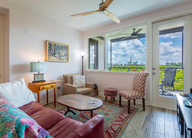Property at 200 Manufacturers Rd Apt 507, Chattanooga, TN 37405, 2 beds, 2 baths