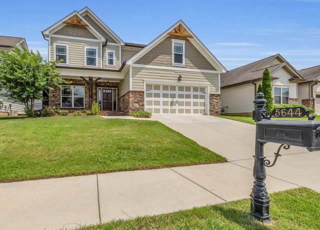 Property at 5644 Bungalow Cir, Hixson, TN 37343, 4 beds, 3 baths