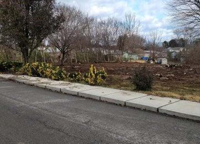 Property at 1696 Chippeawa Ave SE, Cleveland, TN 37311