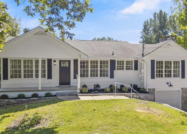 Property at 1230 Reeves Ave, Chattanooga, TN 37412, 3 beds, 2 baths