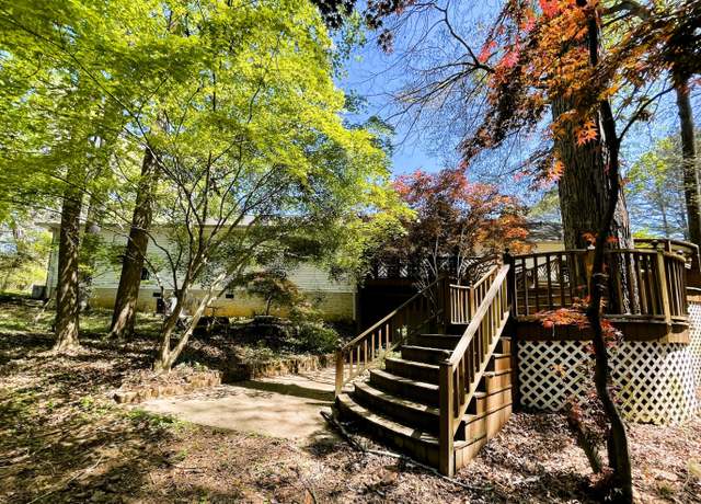 Property at 209 Meadowbrook Ln, Lafayette, GA 30728, 4 beds, 4 baths