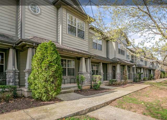 Property at 105 4th Ave #106, Murfreesboro, TN 37130, 2 beds, 2.5 baths