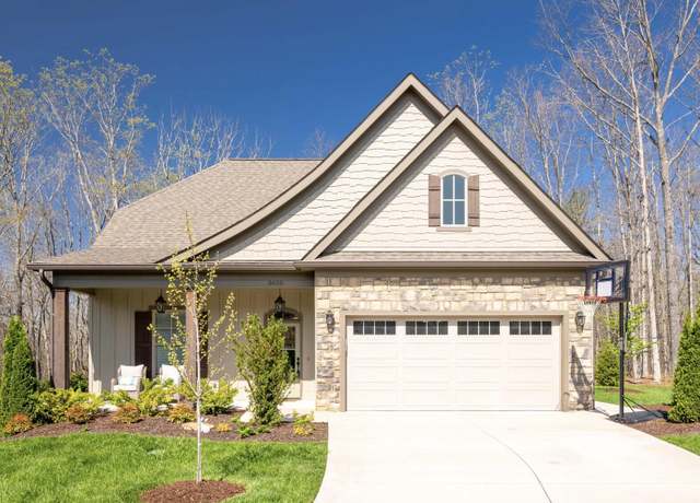 Property at 3650 Scarlet Maple Ct, Signal Mountain, TN 37377, 3 beds, 2.5 baths