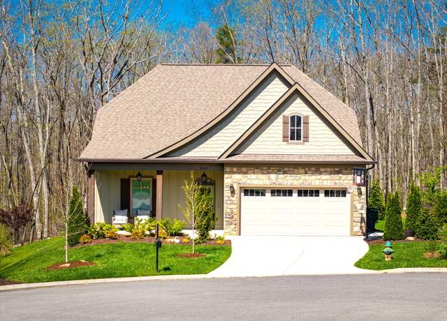 Property at 3650 Scarlet Maple Ct, Signal Mountain, TN 37377, 3 beds, 2.5 baths