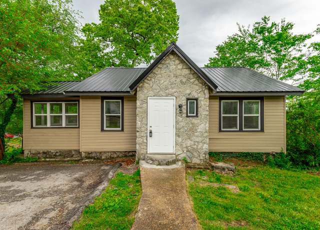 Property at 1812 John Ross Rd, Chattanooga, TN 37412, 3 beds, 2 baths