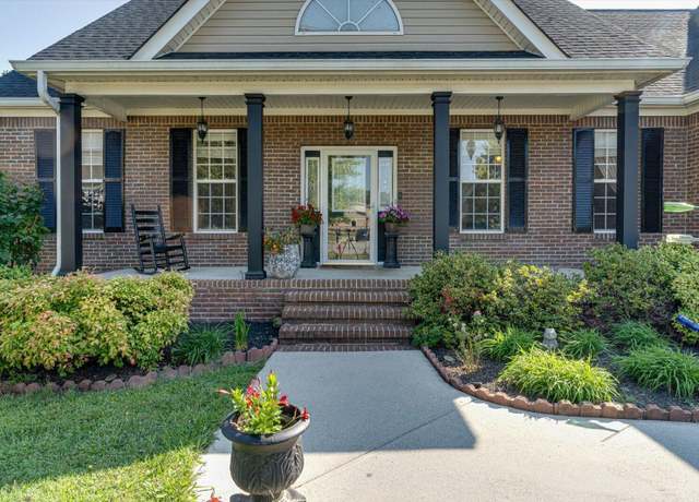 Property at 6928 Dunker Church Ct #64, Hixson, TN 37343, 4 beds, 2.5 baths