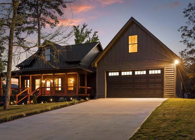 Property at 230 Clubhouse Dr, Jasper, TN 37347, 3 beds, 2.5 baths