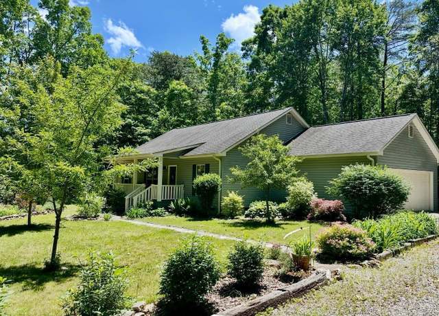 Property at 3062 Poe Rd, Soddy Daisy, TN 37379, 3 beds, 2 baths