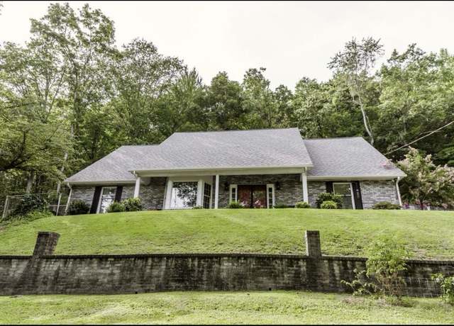 Property at 143 Ahler Rd, Harriman, TN 37748, 5 beds, 3 baths