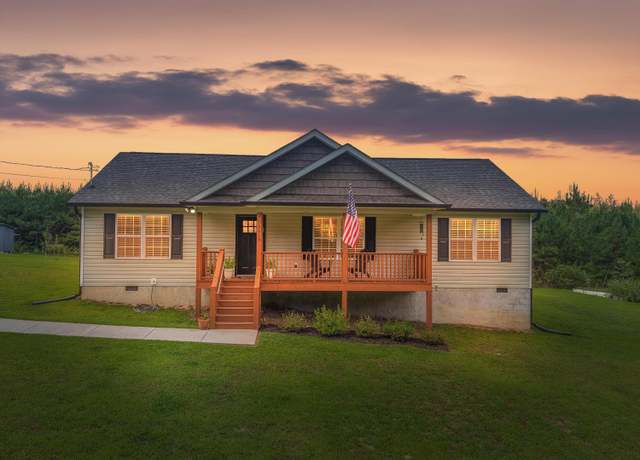 Property at 2619 Prospect Rd NE, Dalton, GA 30721, 3 beds, 2 baths