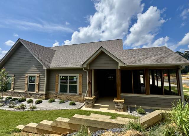 Property at 84 Maddox Ln, Chatsworth, GA 30705, 2 beds, 2.5 baths