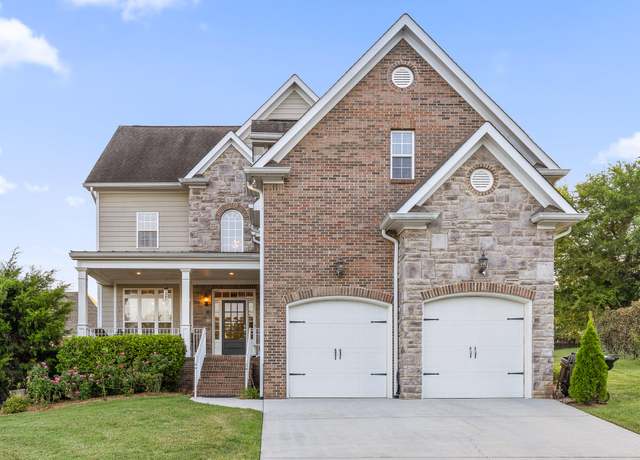 Property at 8032 Hodges Way, Ooltewah, TN 37363, 5 beds, 4 baths