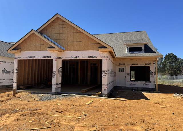 Property at 63 Maddox Ln, Chatsworth, GA 30705, 3 beds, 2.5 baths
