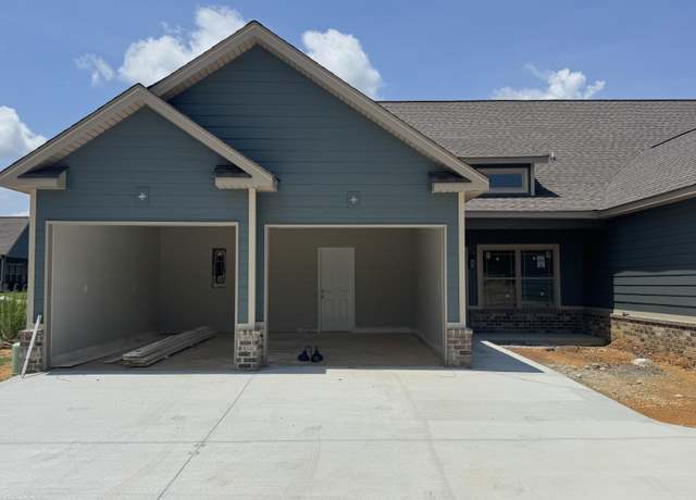 Property at 63 Maddox Ln, Chatsworth, GA 30705, 3 beds, 2.5 baths