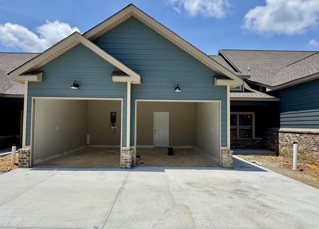 Property at 65 Maddox Ln, Chatsworth, GA 30705, 3 beds, 2.5 baths