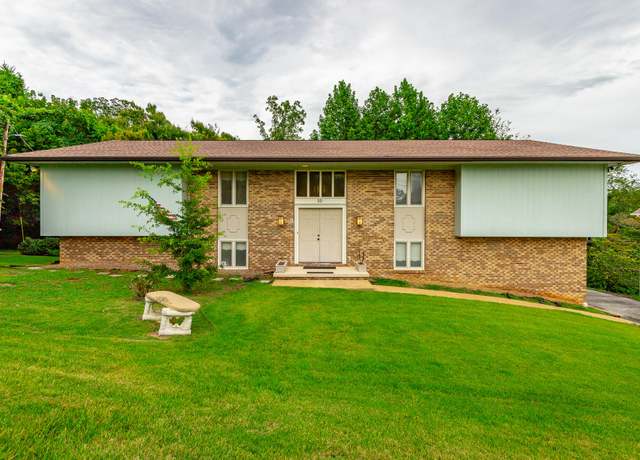 Property at 321 Brownview Dr, Chattanooga, TN 37415, 4 beds, 3 baths