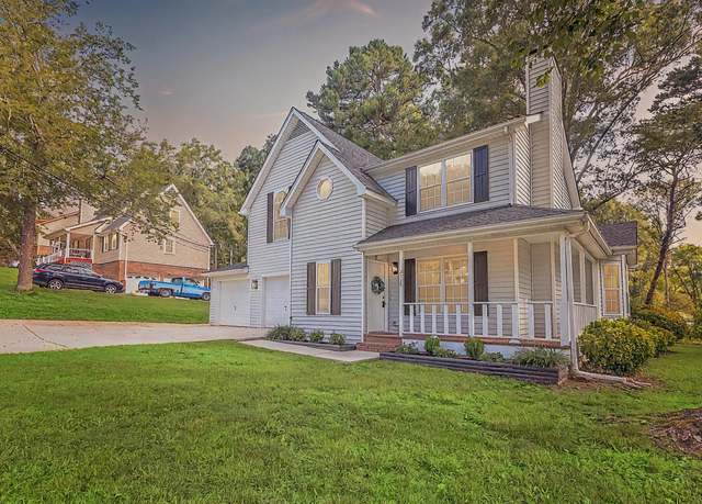 Property at 2125 Port Royal Dr, Soddy Daisy, TN 37379, 3 beds, 2.5 baths