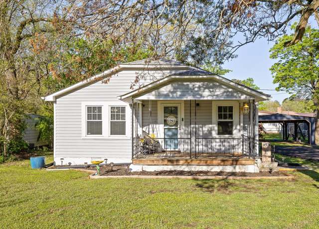 Property at 807 Graysville Rd, Chattanooga, TN 37421, 2 beds, 2 baths
