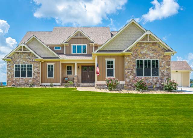 Property at 525 Cumberland Cir, Jasper, TN 37347, 3 beds, 2.5 baths