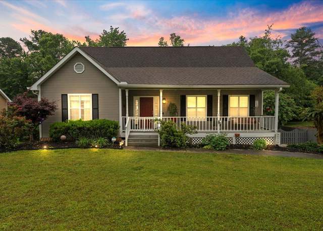 Property at 8928 Brookhill Dr, Hixson, TN 37343, 3 beds, 3.5 baths