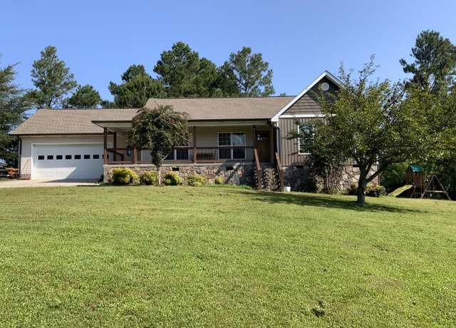 Property at 35 Hickory Ln, Chatsworth, GA 30705, 3 beds, 2 baths
