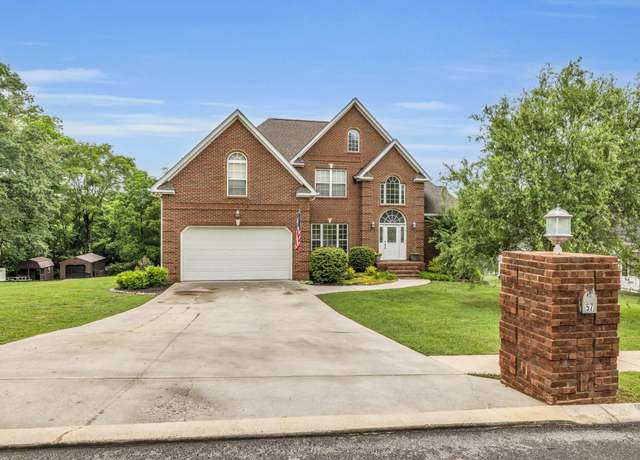Property at 57 Clear Springs Drive Dr, Ringgold, GA 30736, 5 beds, 3 baths