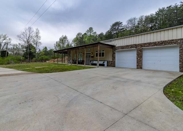 Property at 1576 Dripping Springs Rd, Lafayette, GA 30728, 6 beds, 4 baths