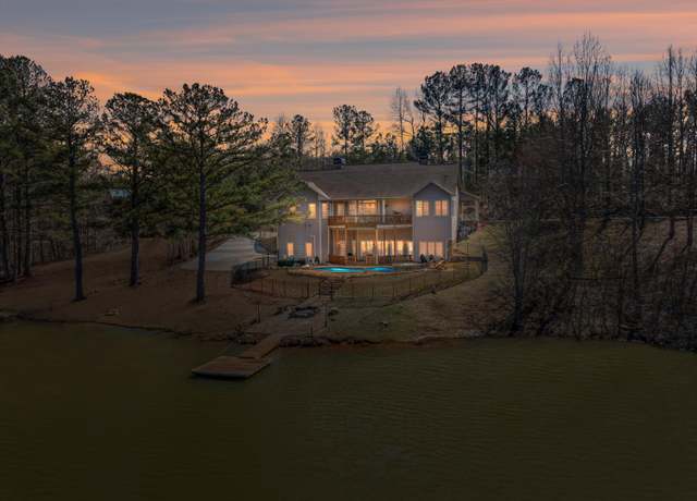Property at 366 Barker Trail Rd, Cleveland, GA 30528, 4 beds, 3.5 baths