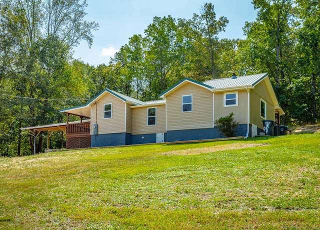 Property at 49 Enloe St, Lafayette, GA 30728, 4 beds, 2 baths